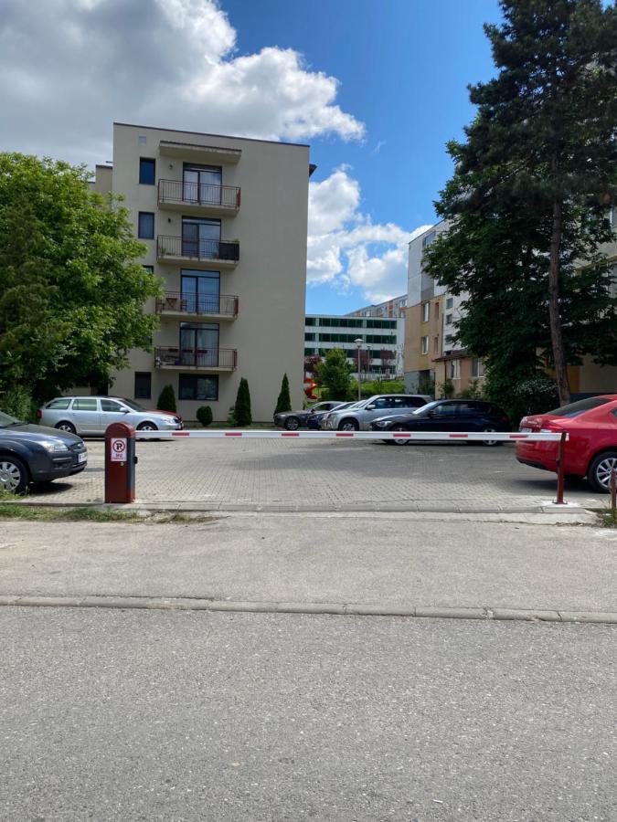 Igi White Flat With Free Private Parking Apartman Kolozsvár Kültér fotó